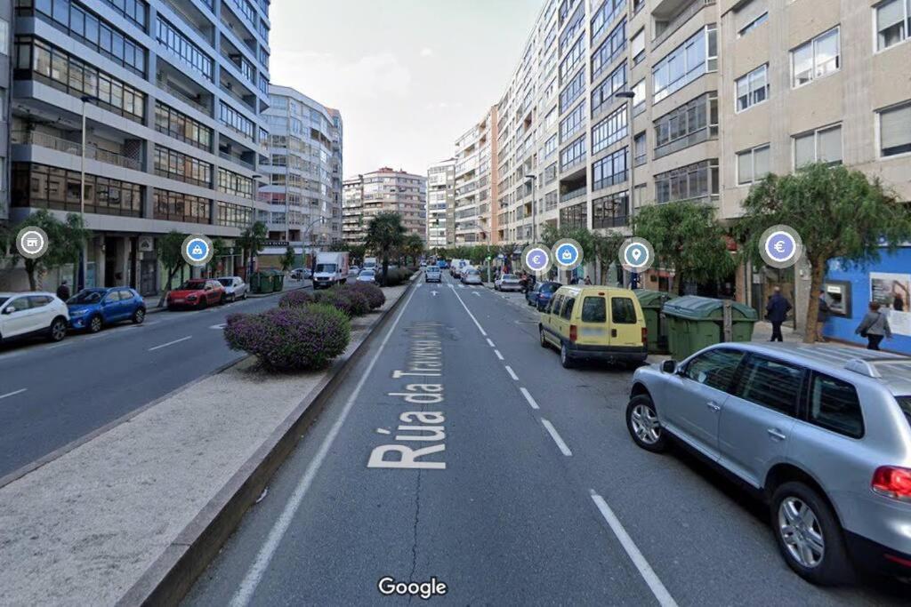 Espacioso Piso Con Garaje Cerca Del Centro De Vigo Esterno foto